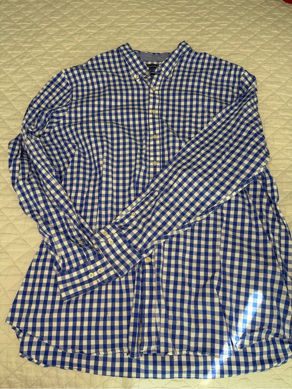 crown & ivy Blue and White Gingham Button-Down Shirt